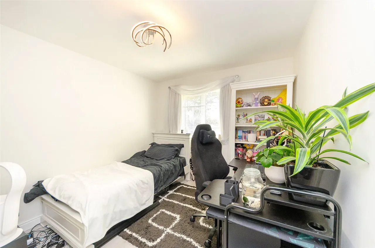 Chatsworth Close, Rhos on Sea, photo 11