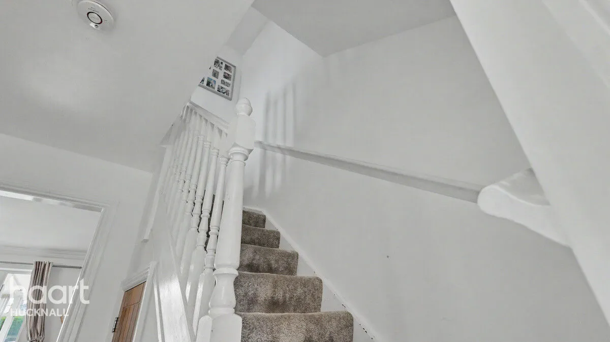 Burrow Walk, Nottingham, NG17, photo 11