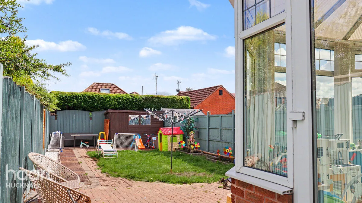 Burrow Walk, Nottingham, NG17, photo 24