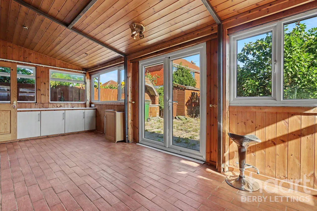 Copse Grove, LE11, photo 7