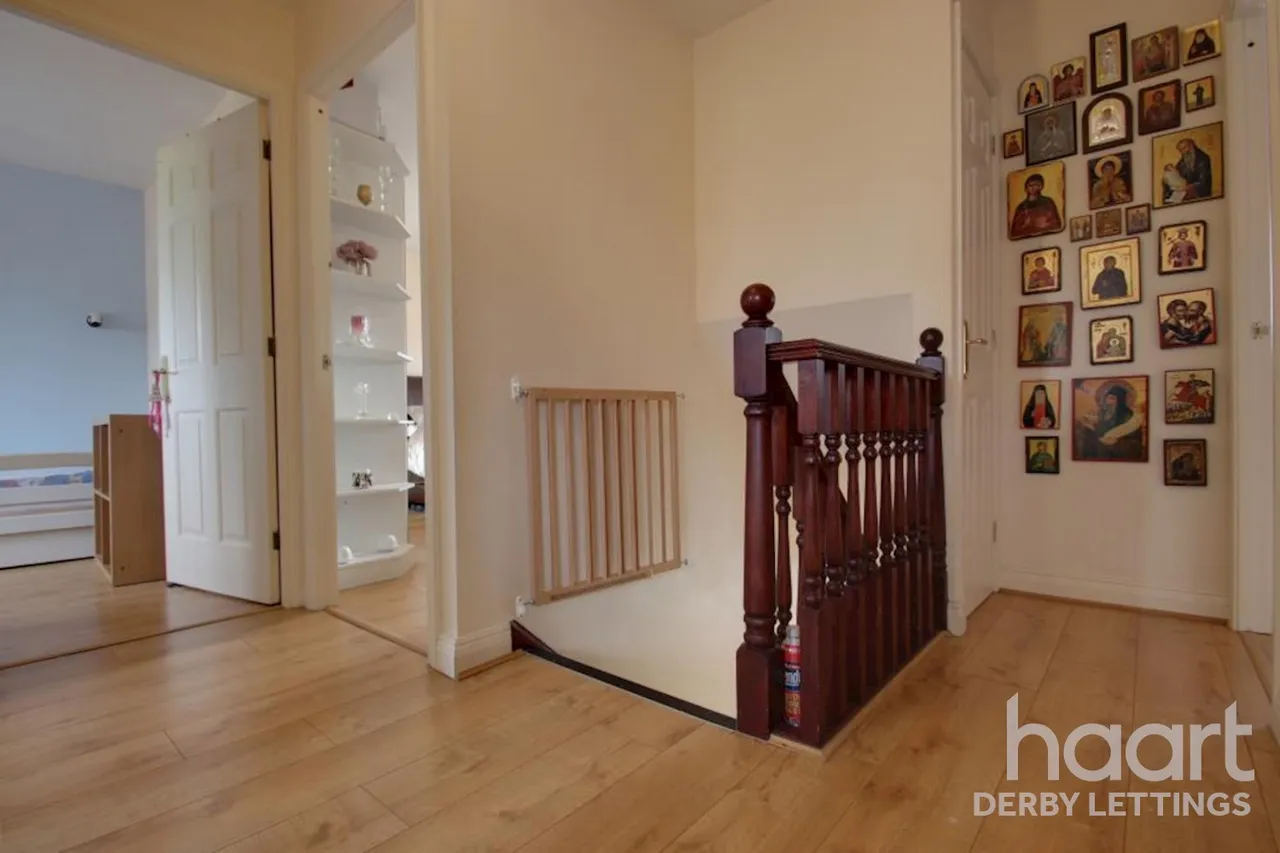 Copse Grove, LE11, photo 24
