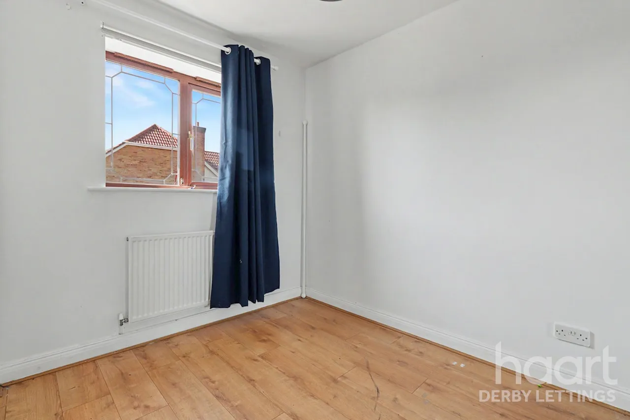 Copse Grove, LE11, photo 22