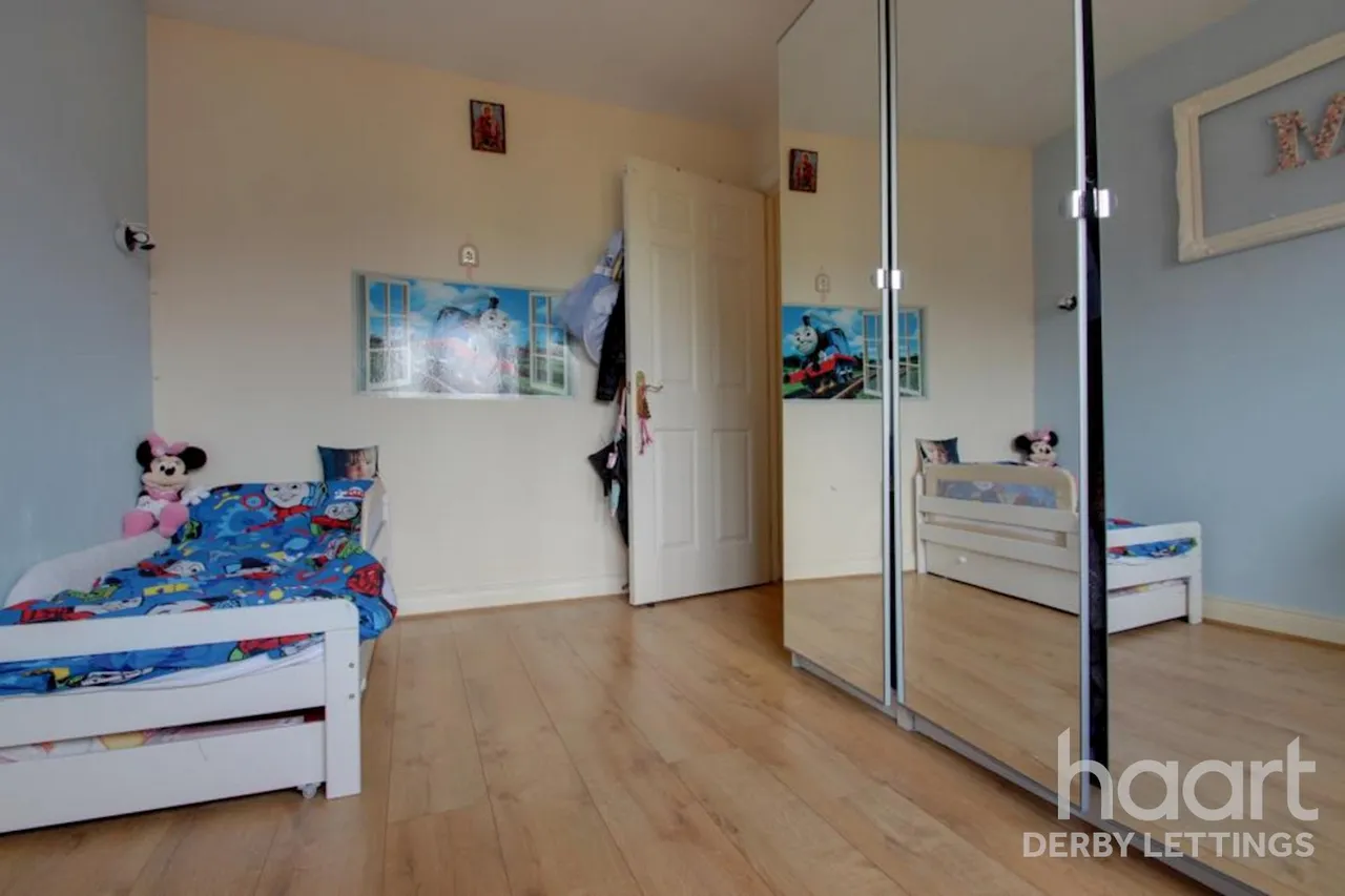 Copse Grove, LE11, photo 26