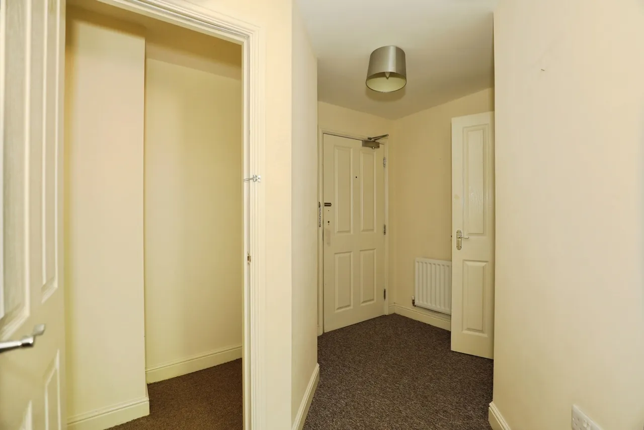 Blount Close, Crewe, Cheshire, CW1, photo 2