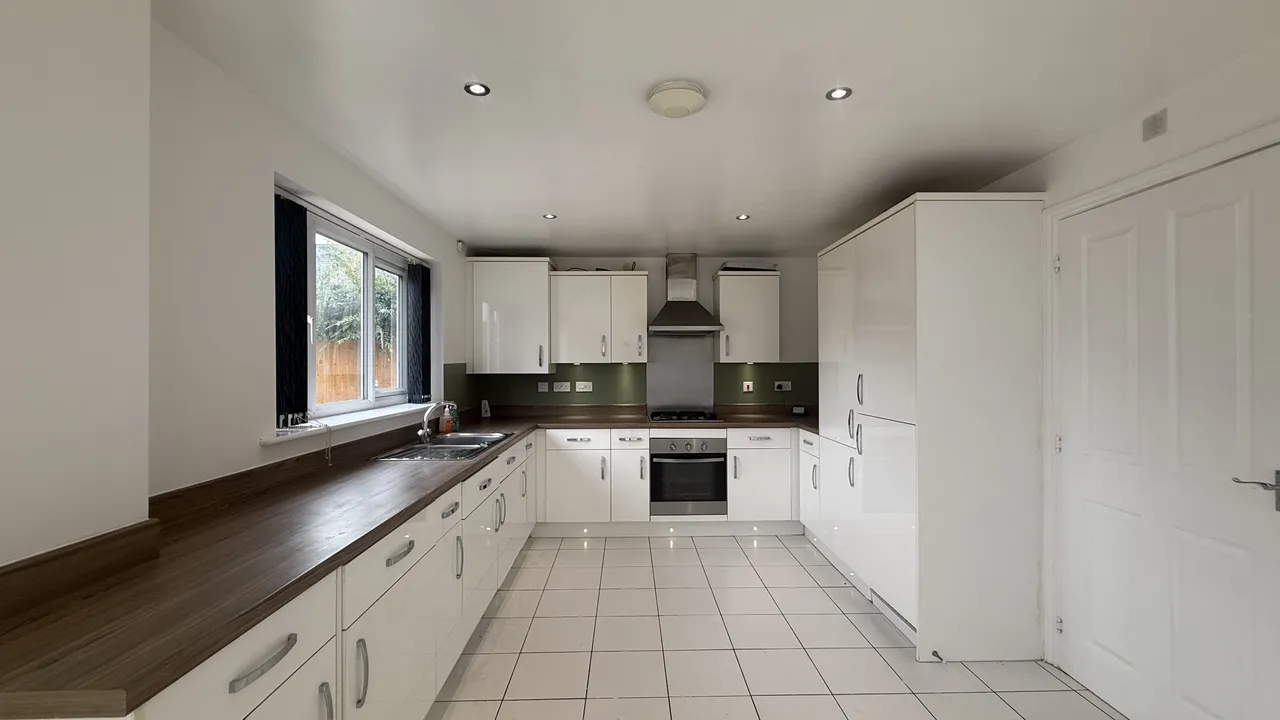 4 bed house to rent — Ashover Croft, Waverley, ROTHERHAM