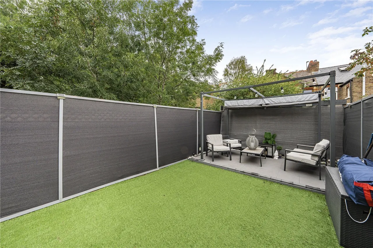 Caroline Close, West Drayton, UB7, photo 5