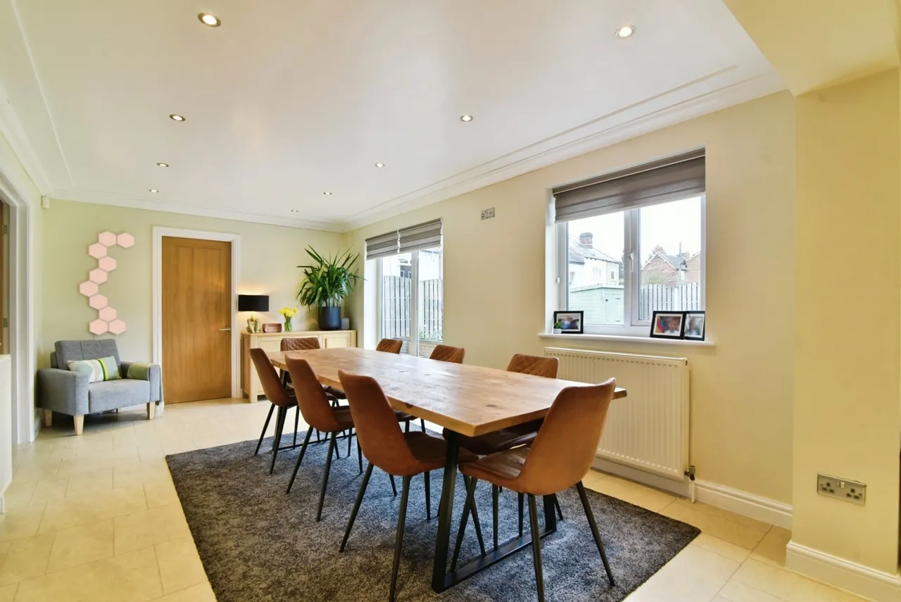 Mallard Drive, Killamarsh, Sheffield, Derbyshire, S21, photo 5