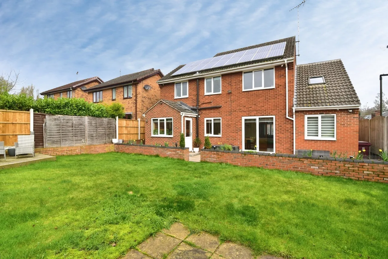 Mallard Drive, Killamarsh, Sheffield, Derbyshire, S21, photo 24