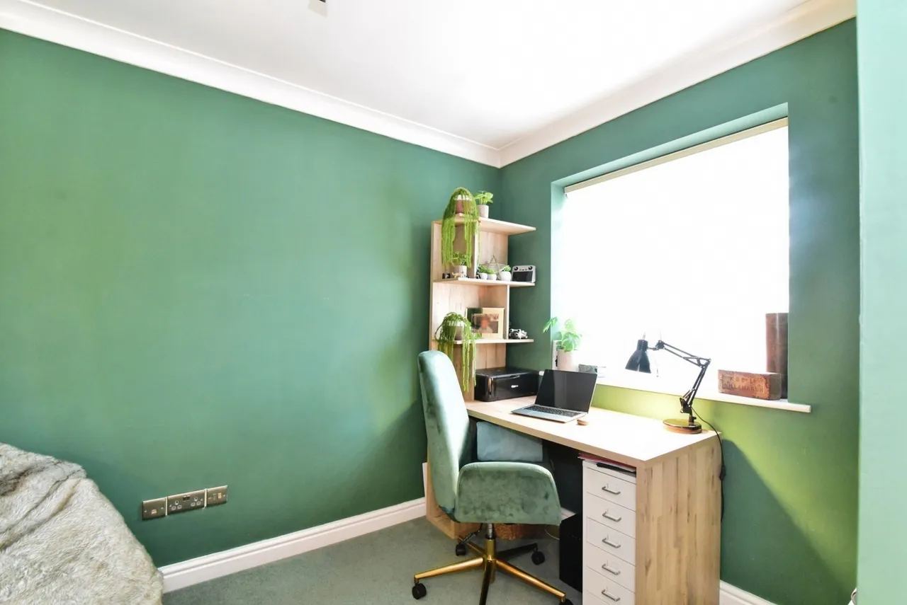 Mallard Drive, Killamarsh, Sheffield, Derbyshire, S21, photo 19