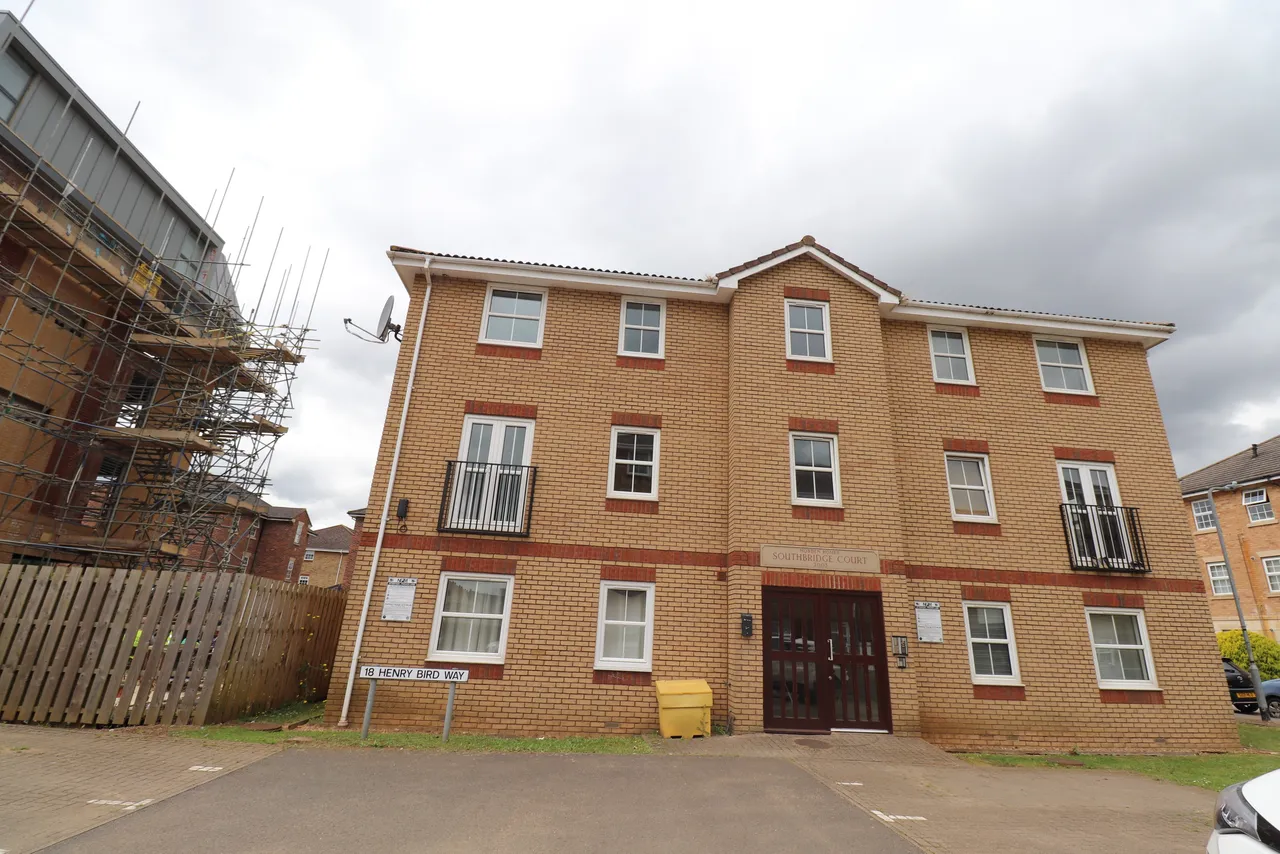 1 bed flat to rent, Henry Bird Way, Southbridge, NN4