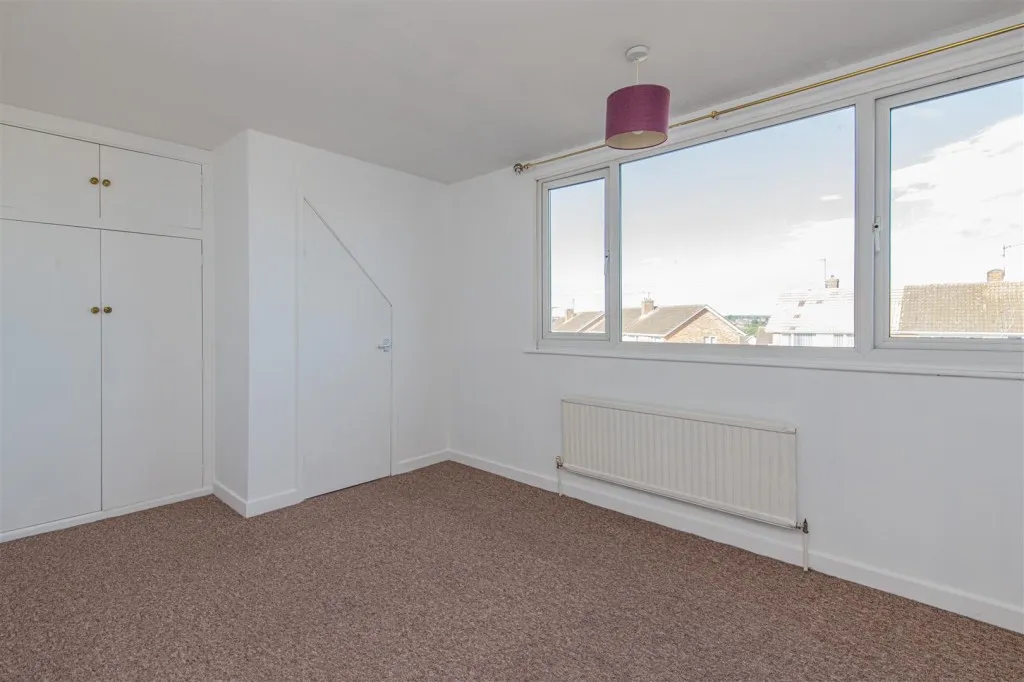 St. Annes Road, Kettering, photo 8