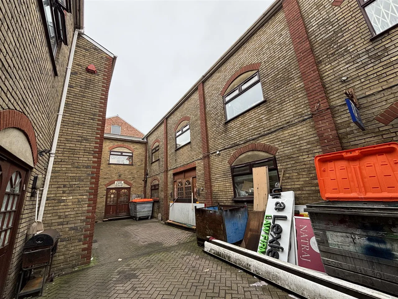 The Burroughs, Church Road, Hendon, London, photo 4