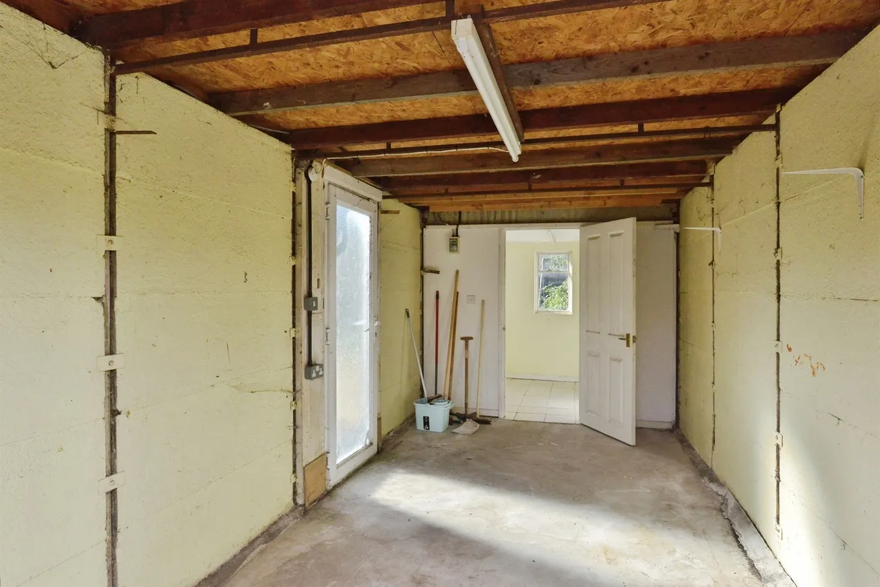 Shenley Road, Bletchley, MK3, photo 15