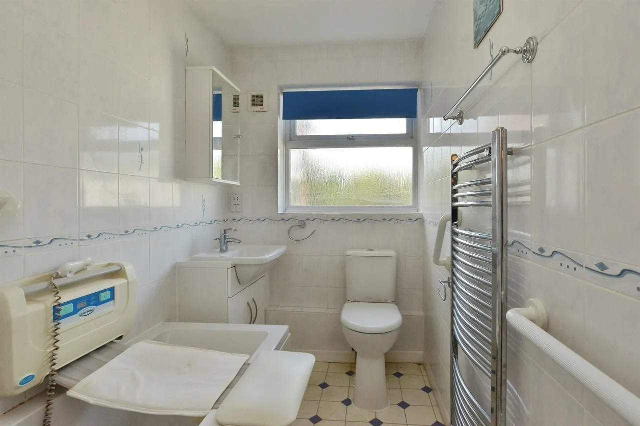 Shenley Road, Bletchley, MK3, photo 13
