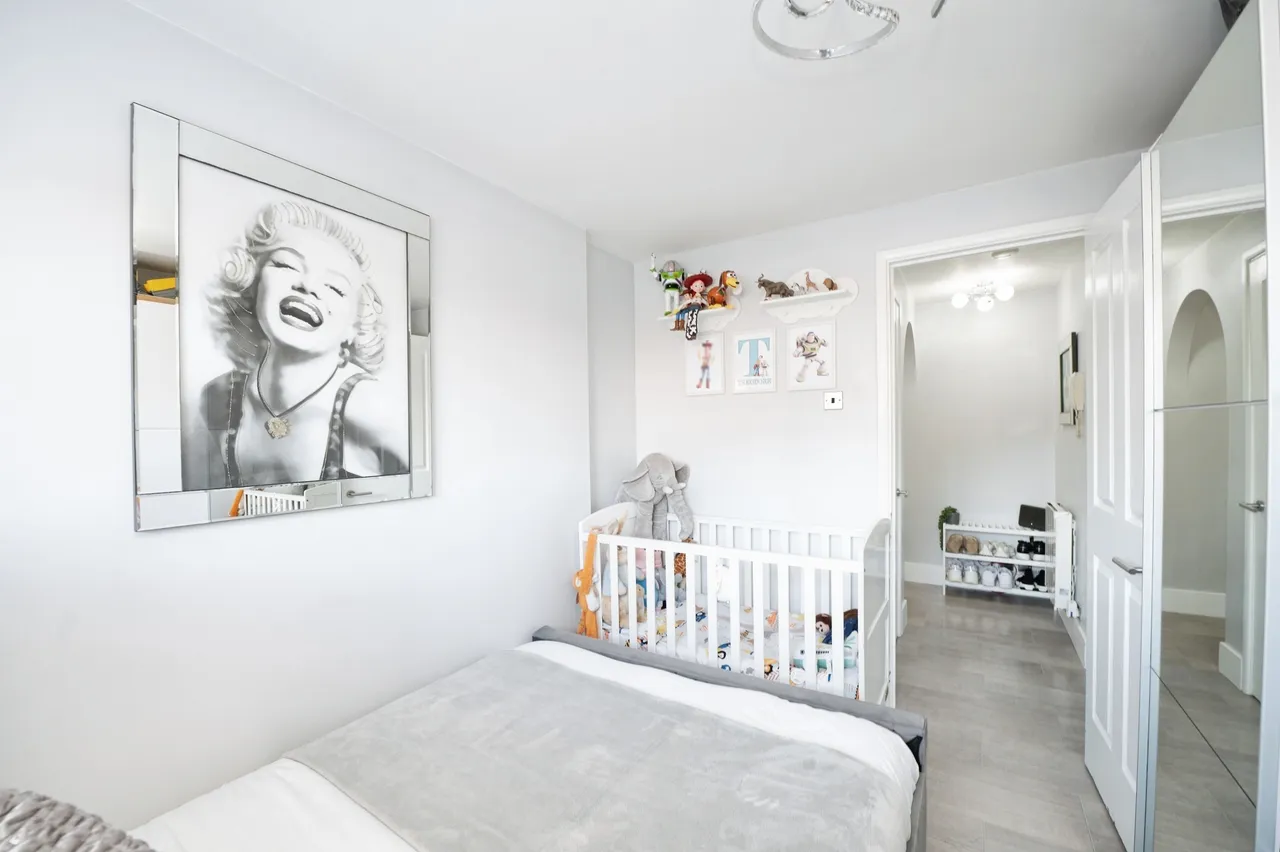 Brimfield Road, RM19, photo 5