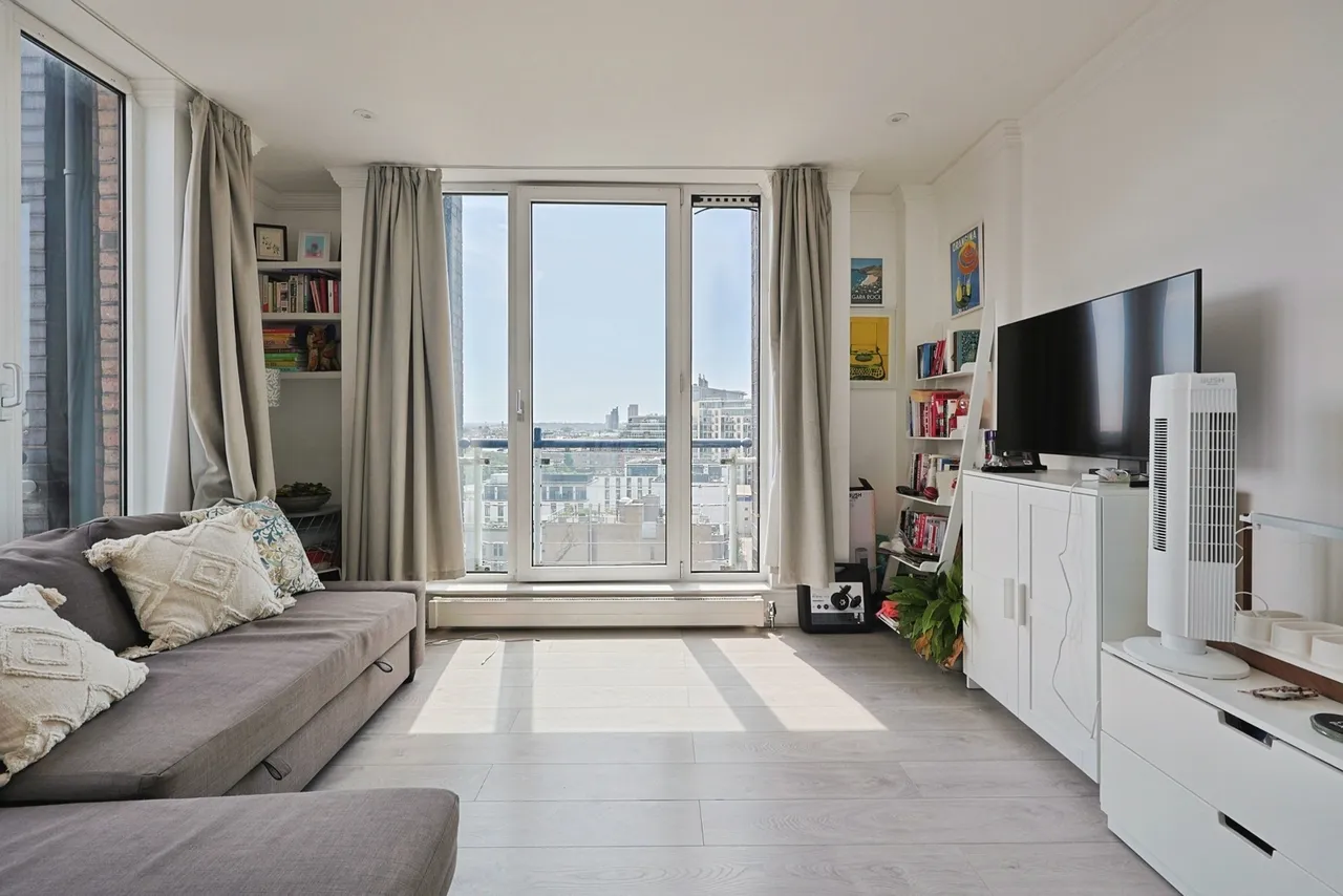 Coral Row, Battersea, London, SW11, photo 12