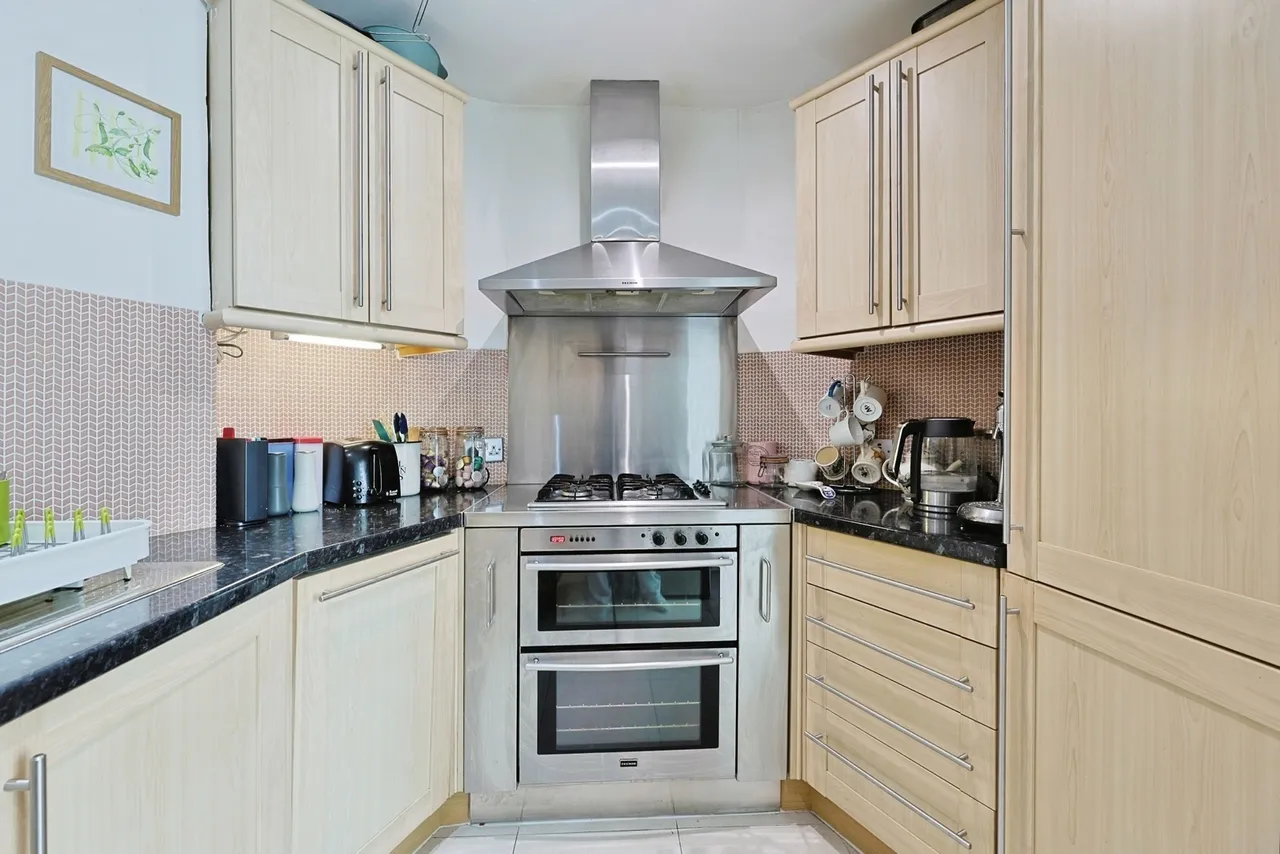 Coral Row, Battersea, London, SW11, photo 6