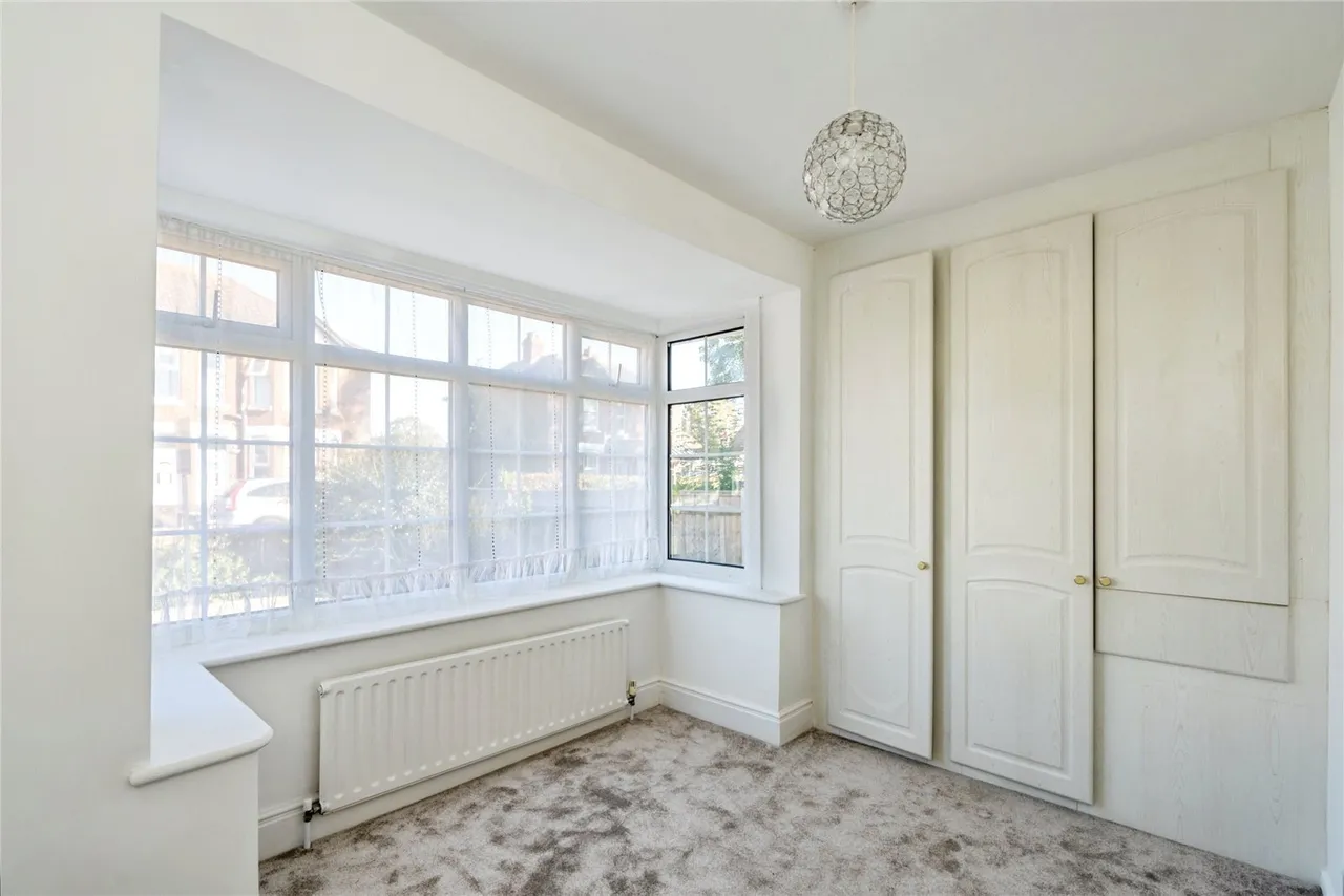 St. Leonards Avenue, Hayling Island, PO11, photo 17