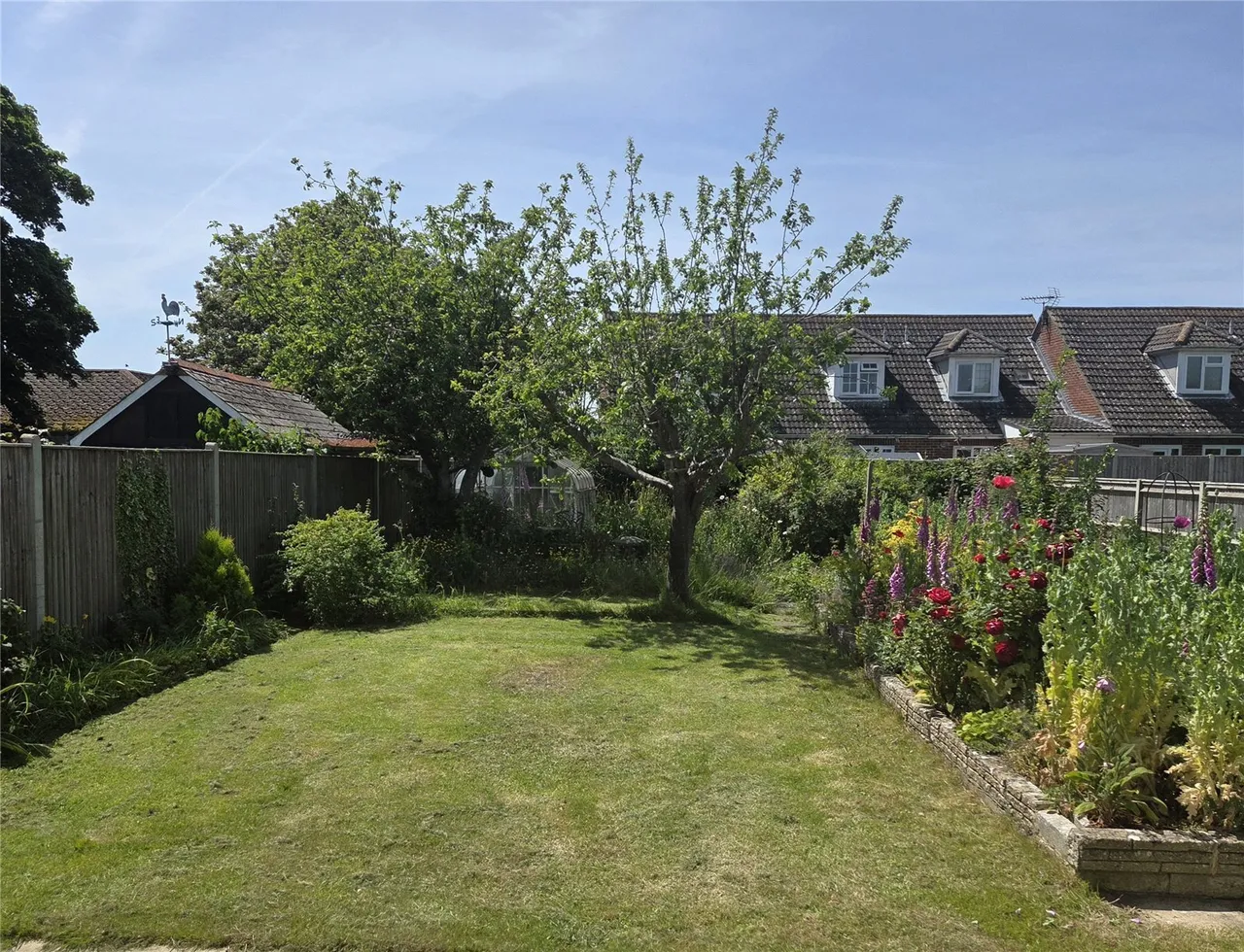 St. Leonards Avenue, Hayling Island, PO11, photo 18