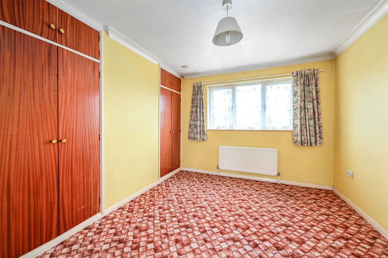 Tweedsmuir Close, Farnborough, Hampshire, GU14 0QA, photo 6
