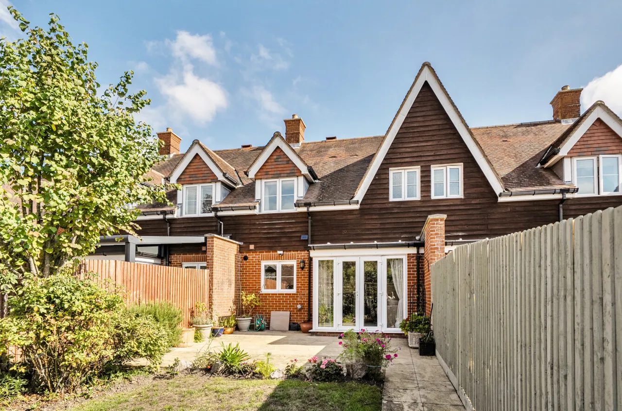 Hillside Mews, Sarisbury Green, SO31, photo 20