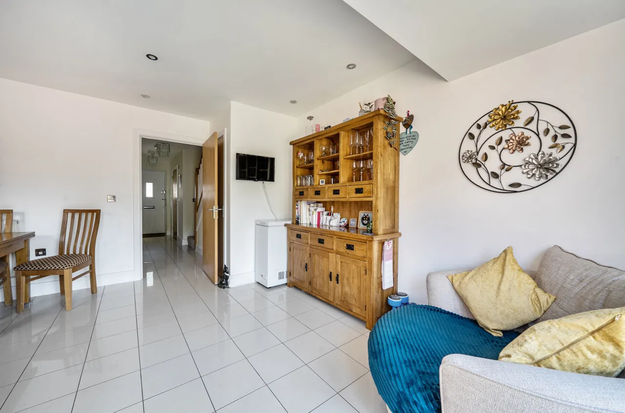 Hillside Mews, Sarisbury Green, SO31, photo 7