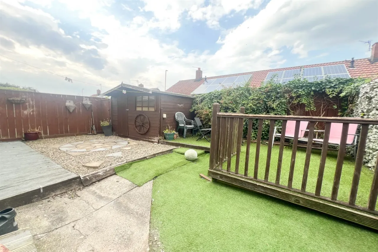 Fulwell Avenue, South Shields, NE34, photo 16