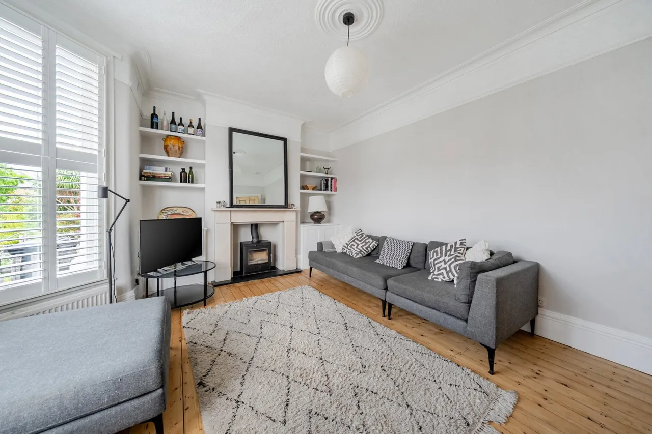 Balloch Road, SE6, photo 9