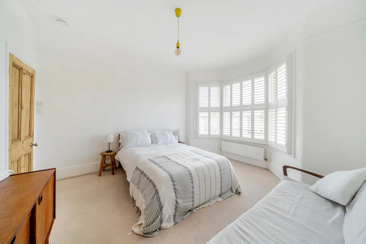 Balloch Road, SE6, photo 28