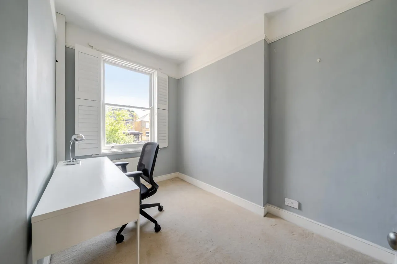 Balloch Road, SE6, photo 23