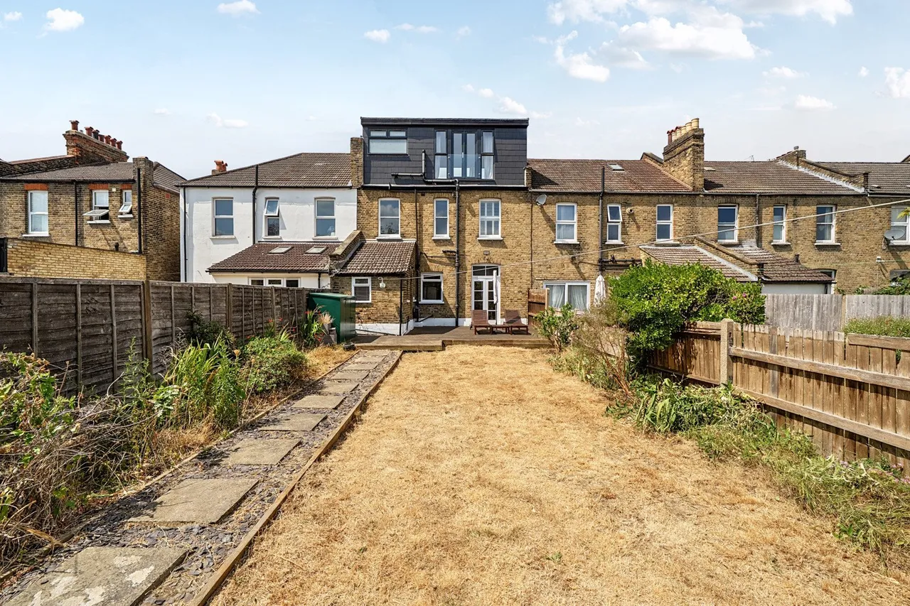 Balloch Road, SE6, photo 22