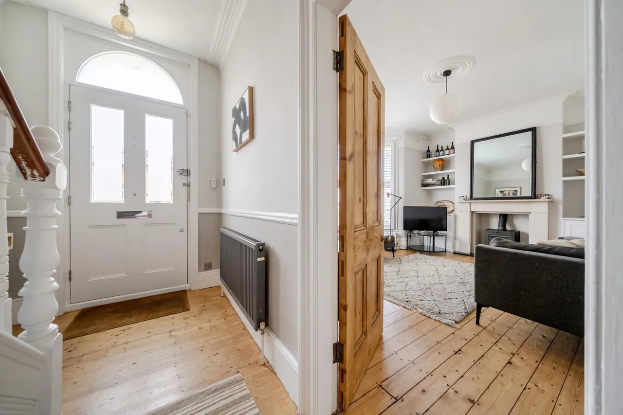Balloch Road, SE6, photo 16