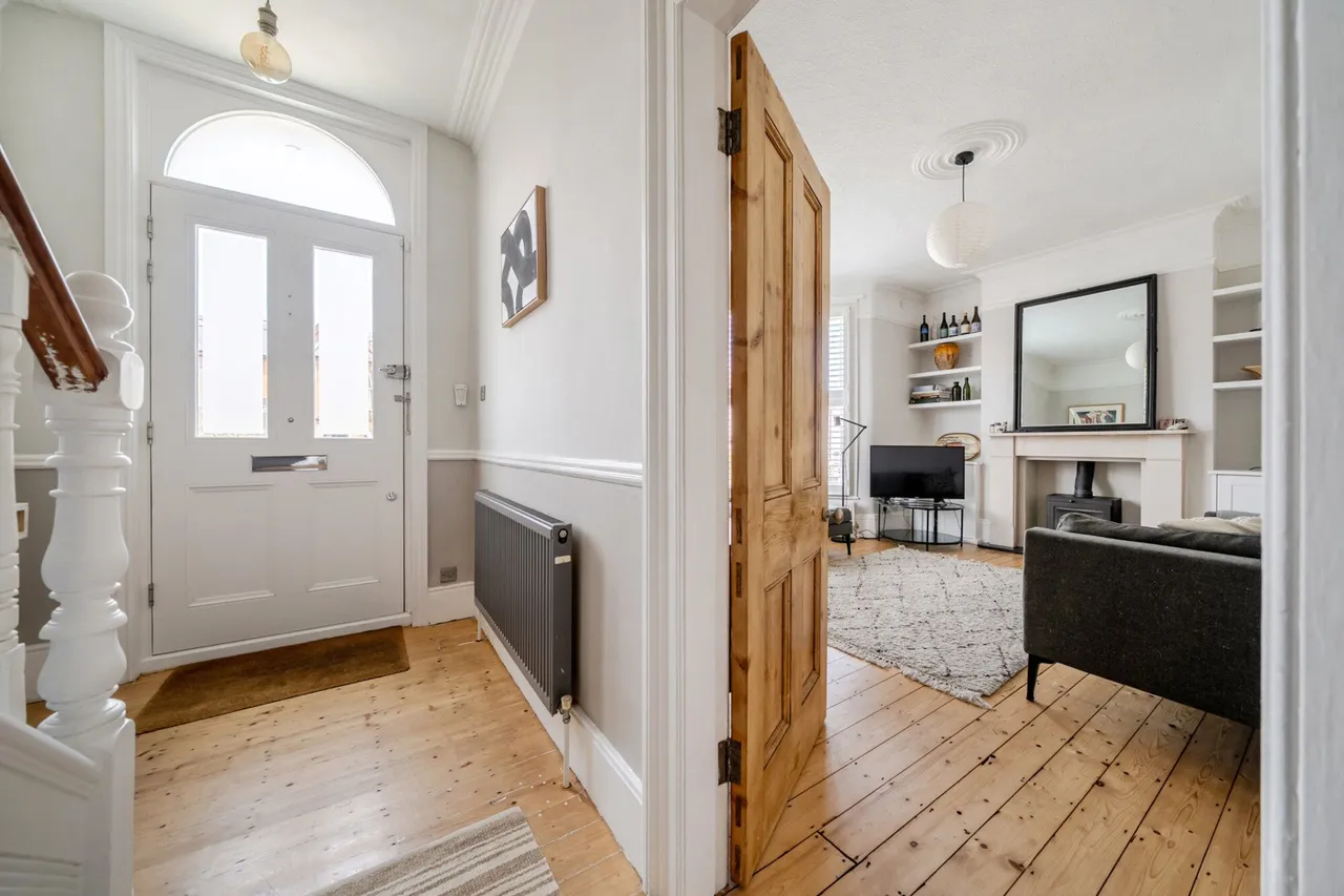 Balloch Road, SE6, photo 16