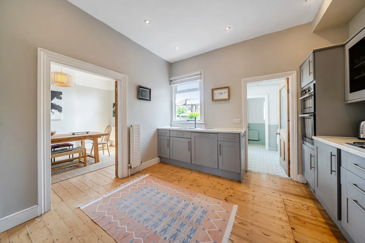 Balloch Road, SE6, photo 11