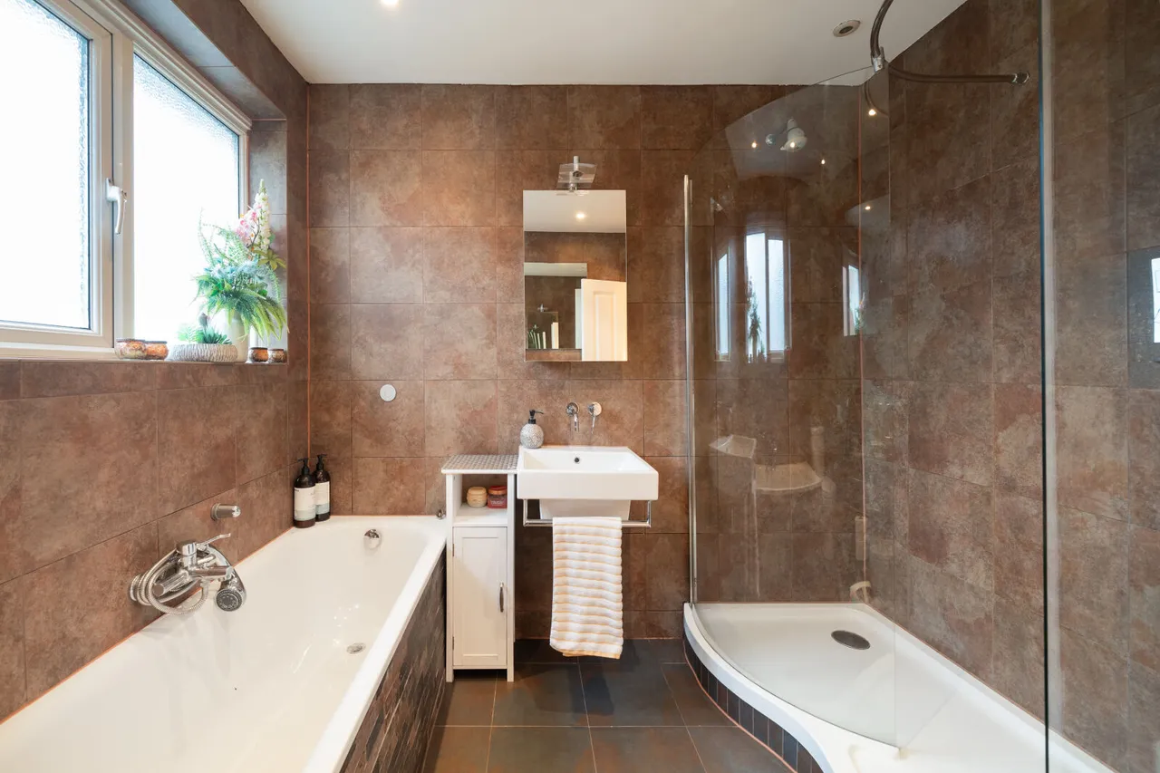 Kenley Road, Merton Park, SW19, photo 9