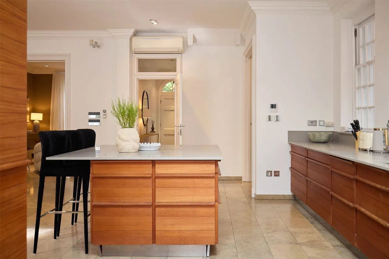 Hamilton Terrace, St John's Wood, NW8, photo 4