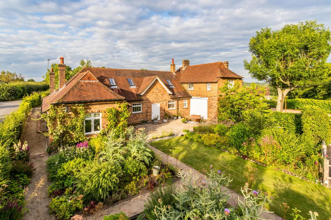 4 bed house for sale, Steep Road, Crowborough, TN6