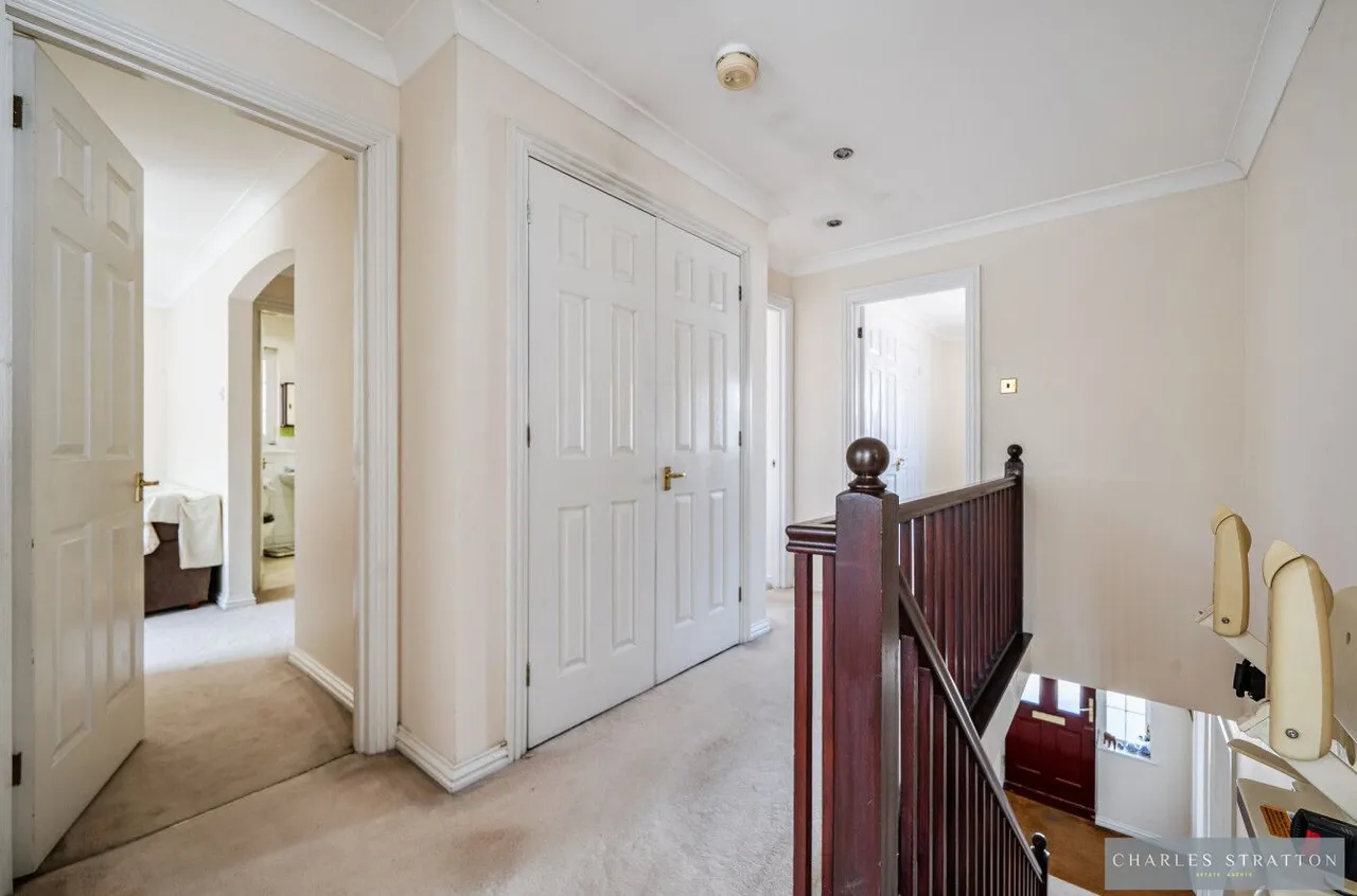 Brunel Close, Romford, RM1, photo 11