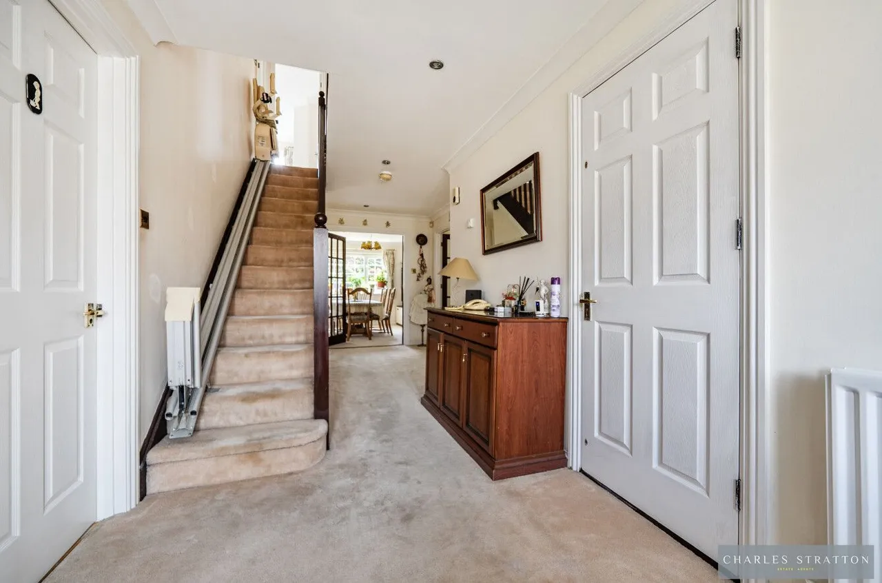 Brunel Close, Romford, RM1, photo 5