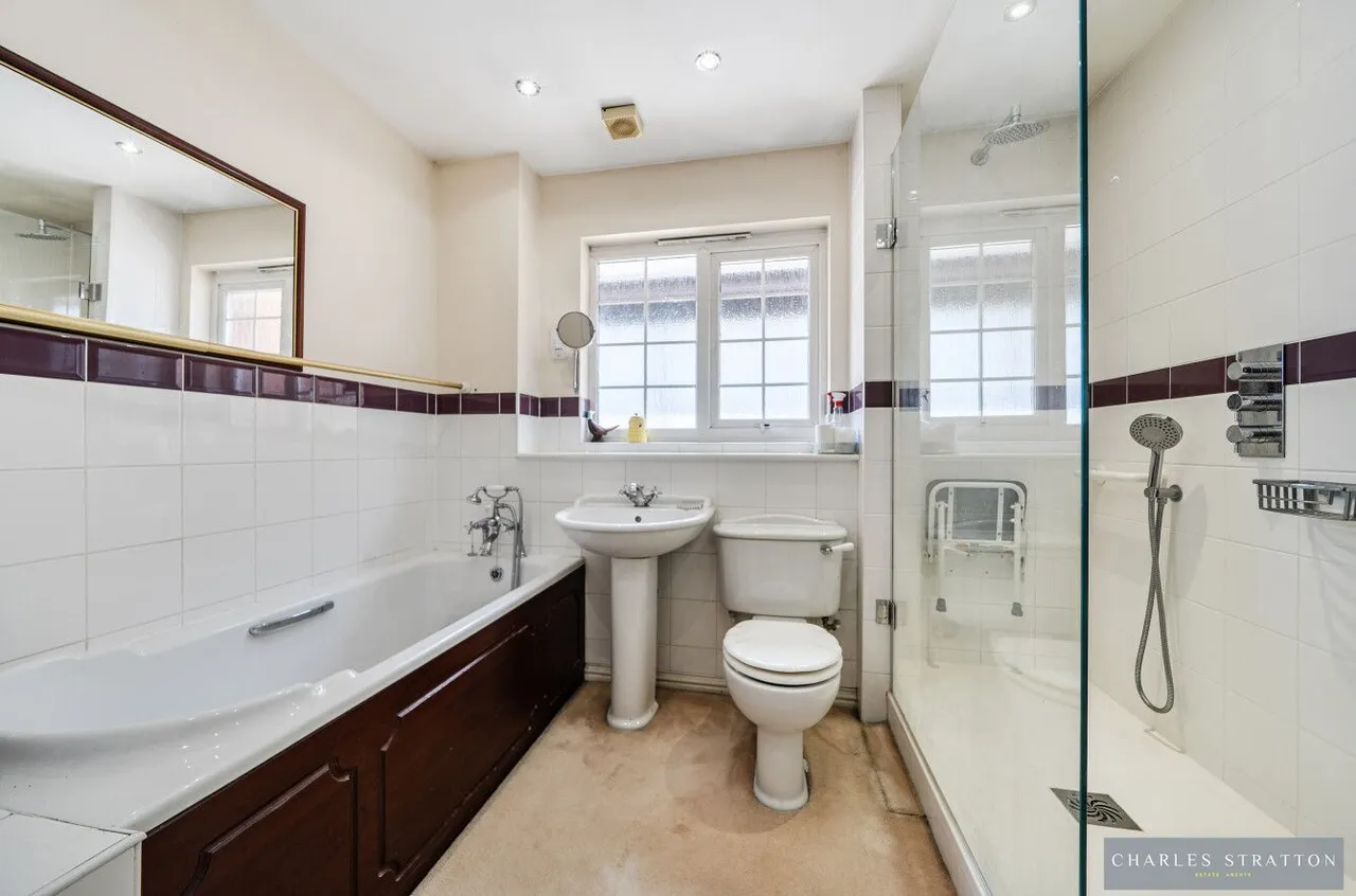Brunel Close, Romford, RM1, photo 20