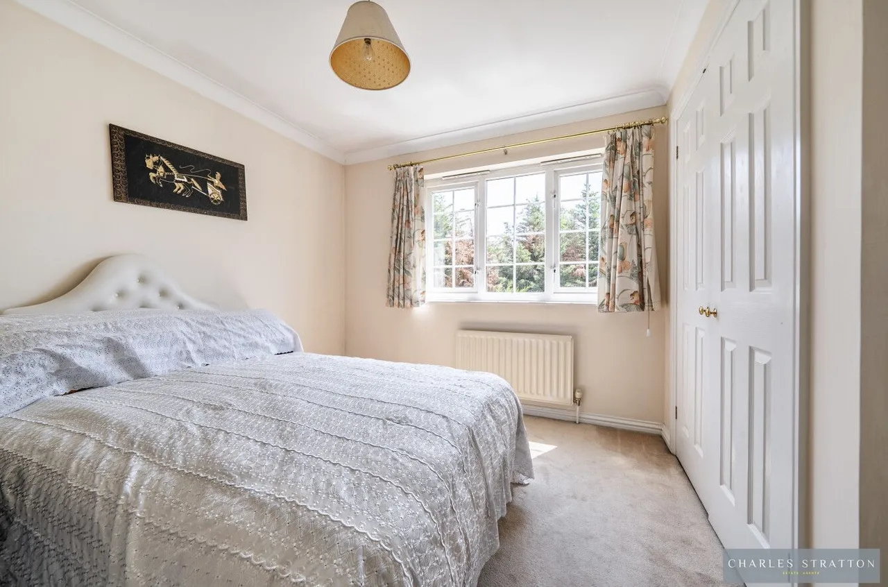 Brunel Close, Romford, RM1, photo 17