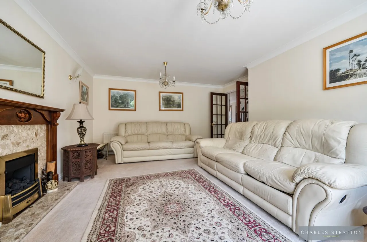 Brunel Close, Romford, RM1, photo 6