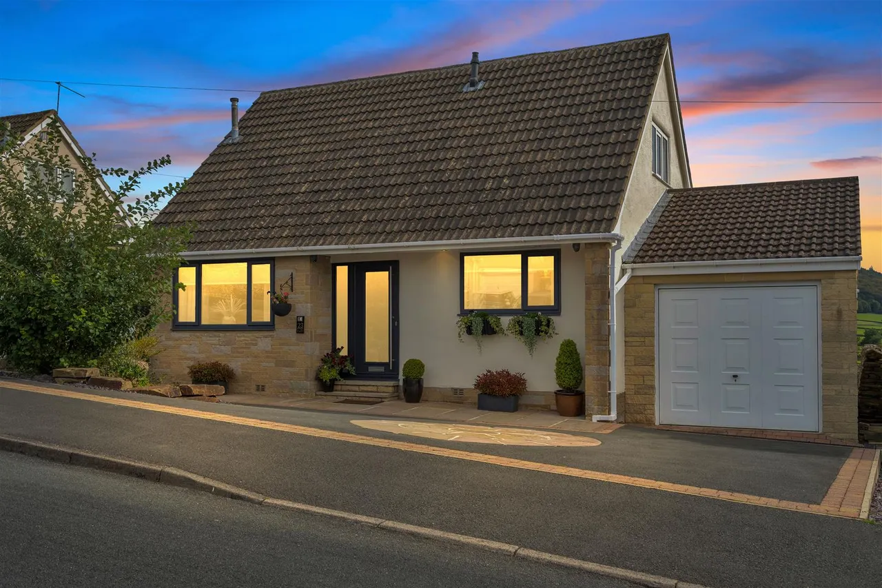 Lowfield Crescent, Silsden, BD20, photo 38