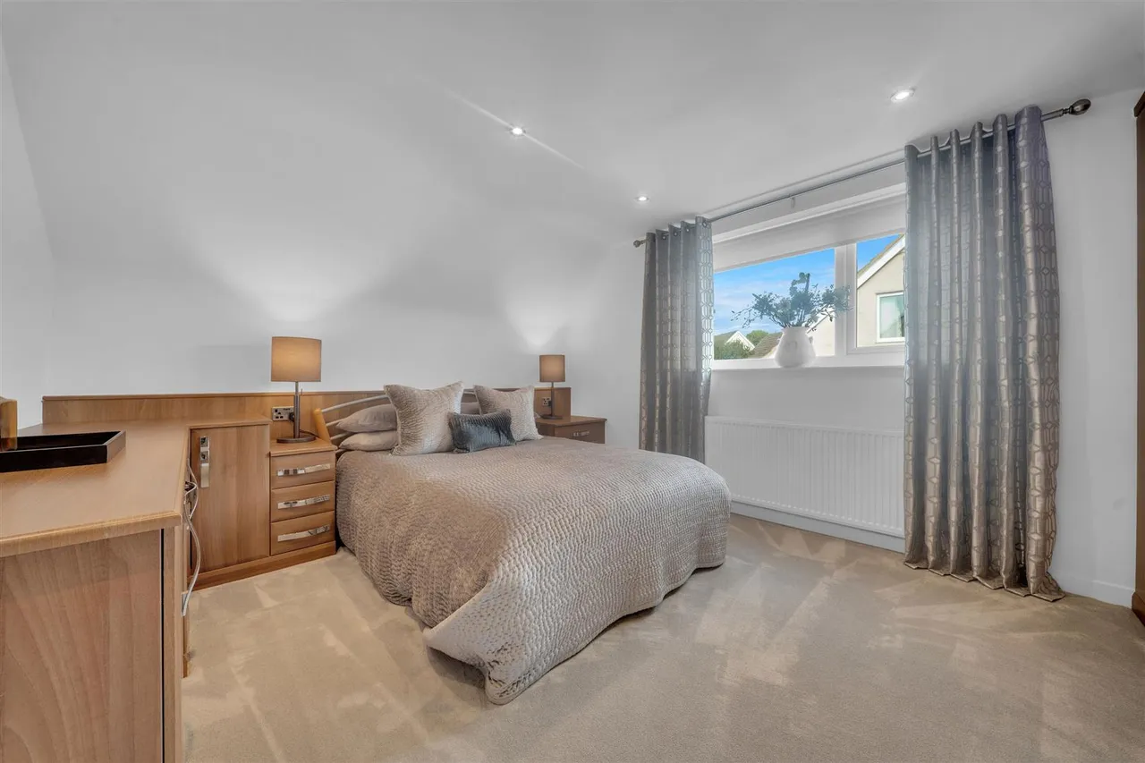 Lowfield Crescent, Silsden, BD20, photo 20