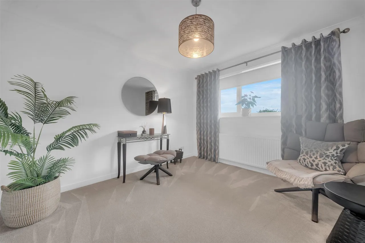 Lowfield Crescent, Silsden, BD20, photo 18