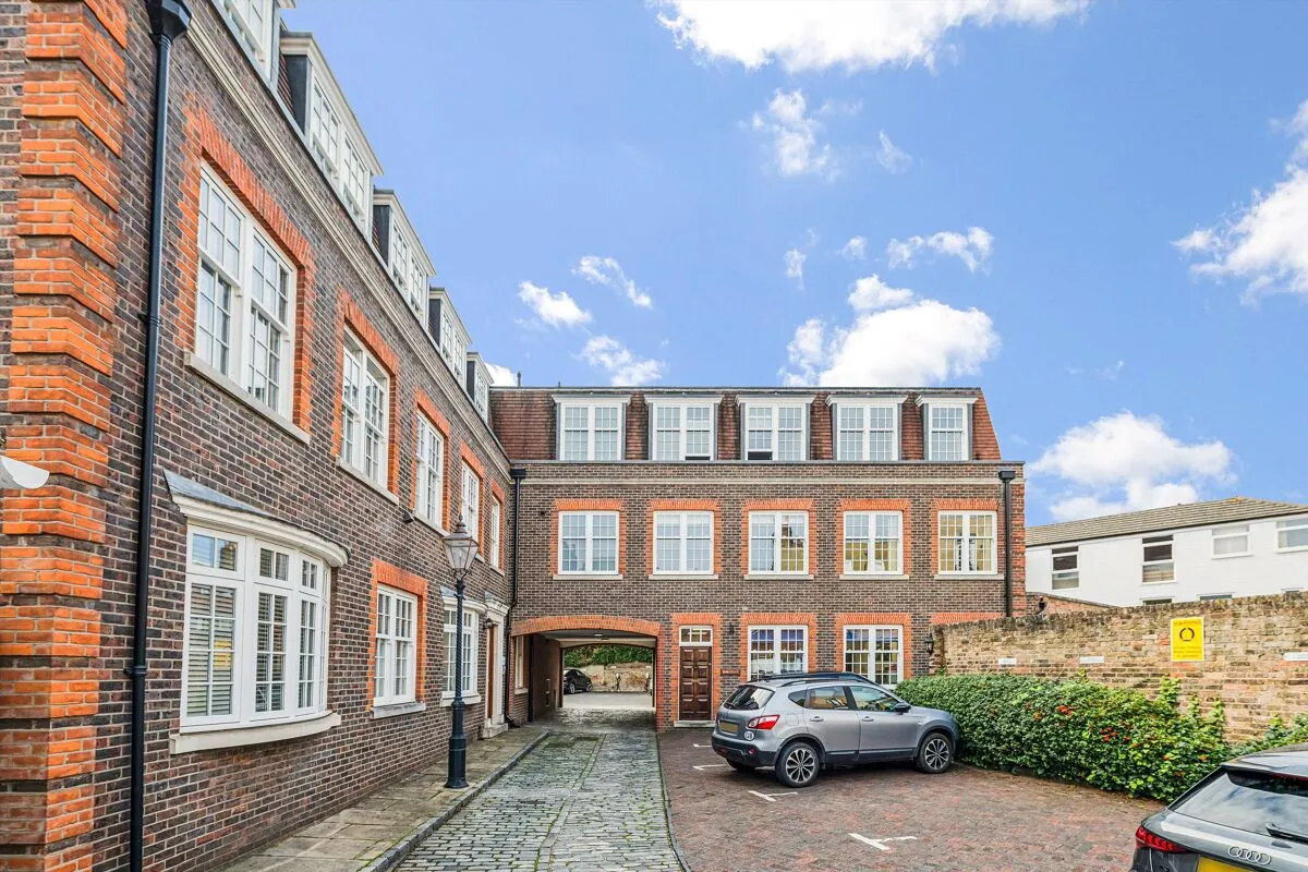 Gibbard Mews, London, SW19, photo 13