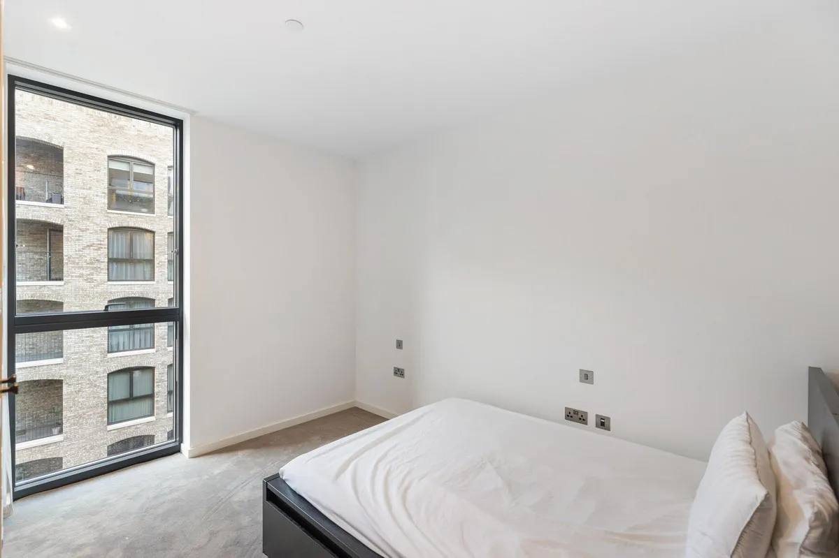 Bradshaw Yard, Brentford, TW8, photo 10