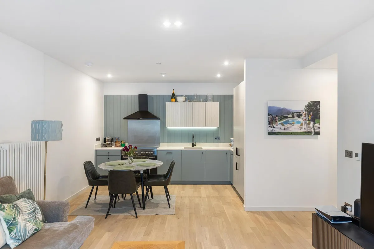 Bradshaw Yard, Brentford, TW8, photo 4