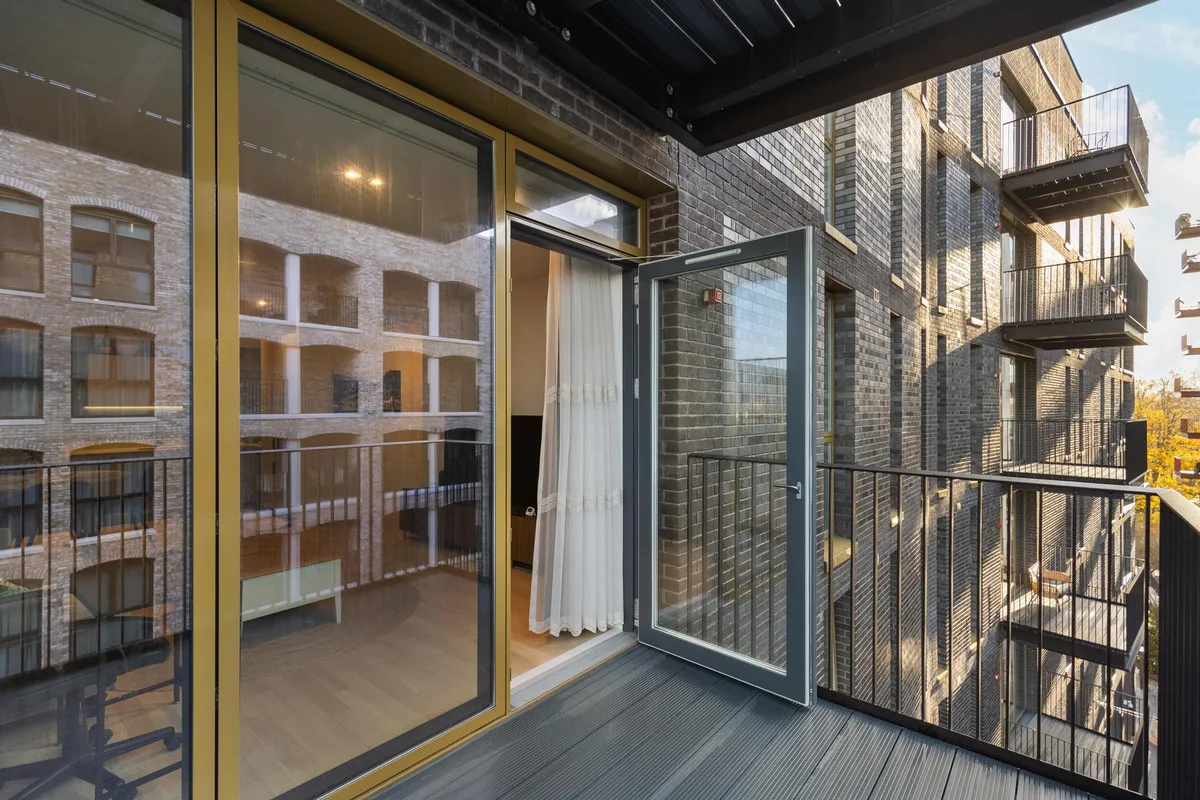 Bradshaw Yard, Brentford, TW8, photo 12