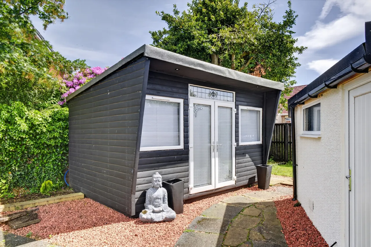 44 Whyte Avenue, Irvine, KA12 0EG, photo 18